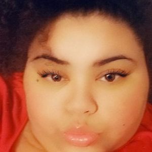 Meet your Posher, Lena